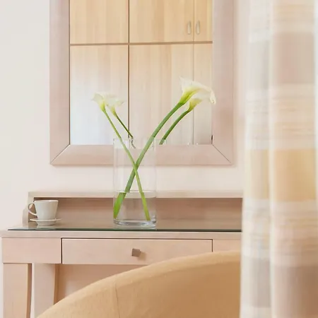 Thalassa Apartment *