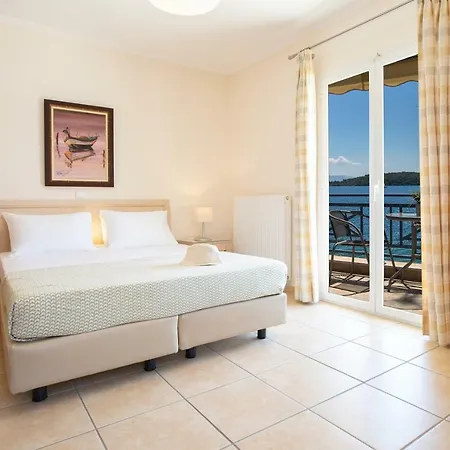 Thalassa Apartment *